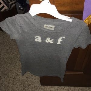 Abercrombie t-shirt